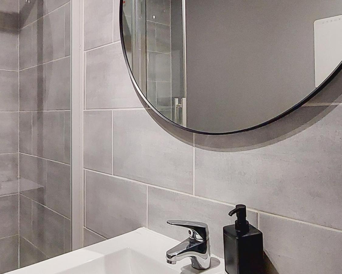 Artgrey * Ideal Pro * Roanne Secteur Gare Et Rue Pietonnes Eksteriør bilde